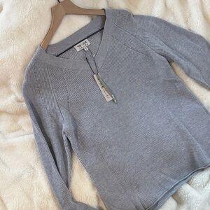 NIC+ZOE Light Gray Knit Sweater